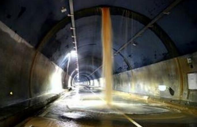 隧道注浆止水堵漏技术